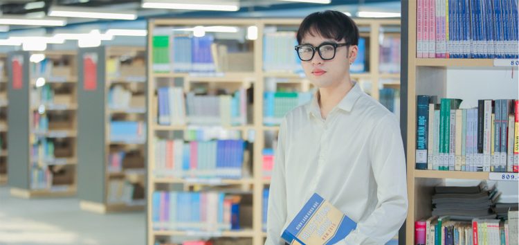 Học luật có dễ xin việc không? Ra trường làm những công việc gì?